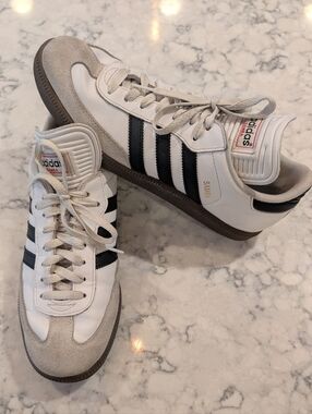 Adidas Samba Classic Indoor Soccer ⚽ Sneakers White with Black Stripes Sz 9